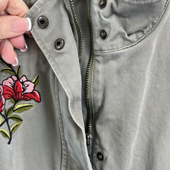 LOFT Outlet Embroidered Utility Jacket Sz M Green Drawstring Zip/Snap Front - Picture 10 of 13